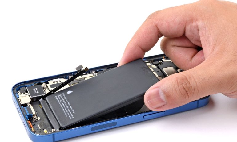 iPhone & Android Battery Replacement Tips